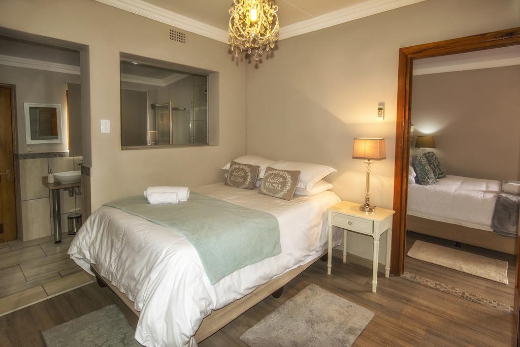 Hotel Sewende Hemel Kroonstad Exterior foto
