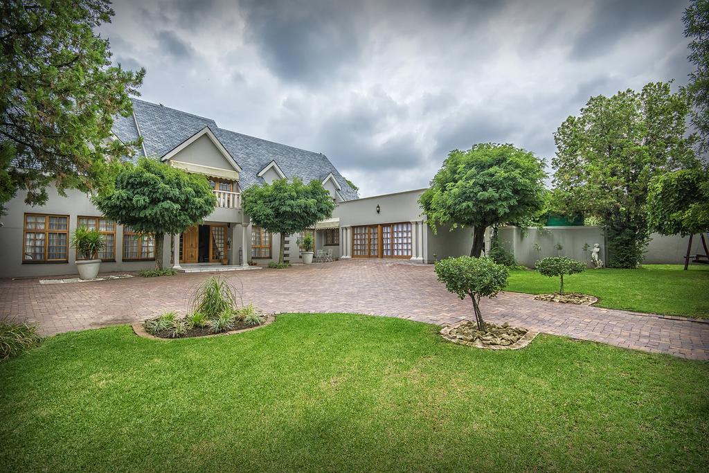 Hotel Sewende Hemel Kroonstad Exterior foto